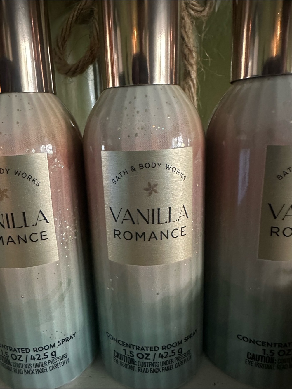 Bath & Body Works Vanilla Romance Room Spray X3 - Picture 2 of 4